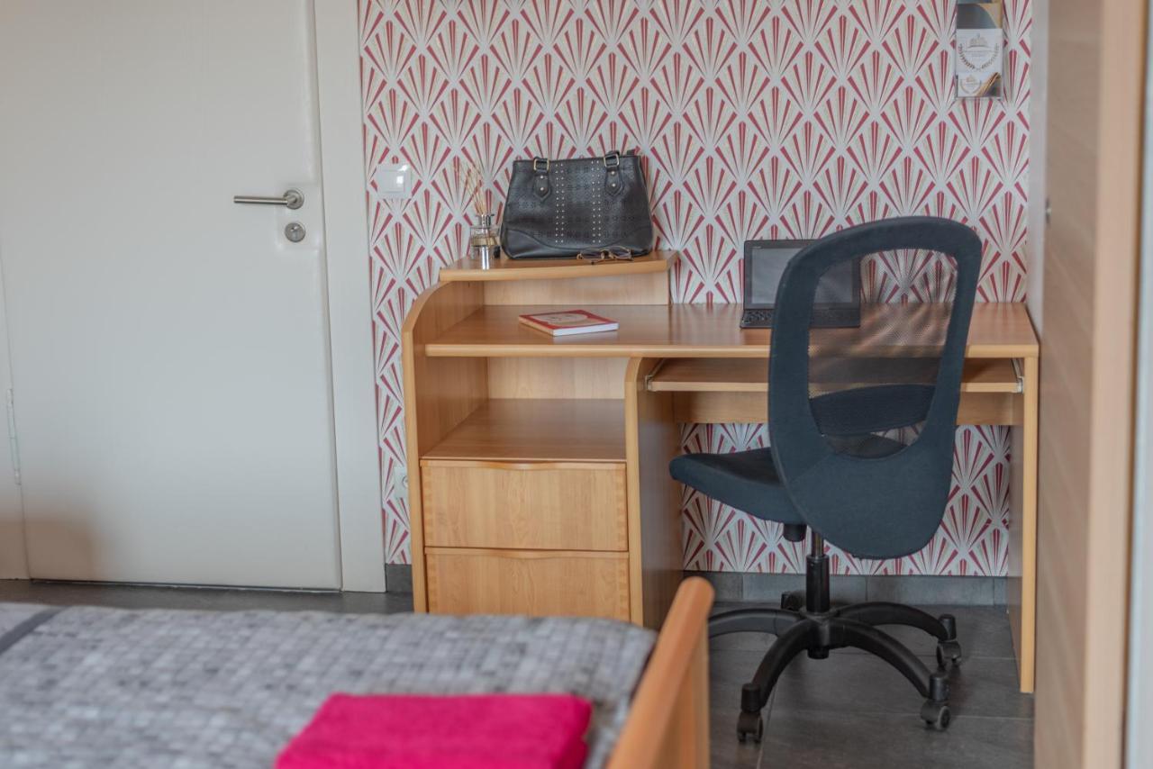 Private & Comfortable Apartments Puttelange-aux-Lacs エクステリア 写真