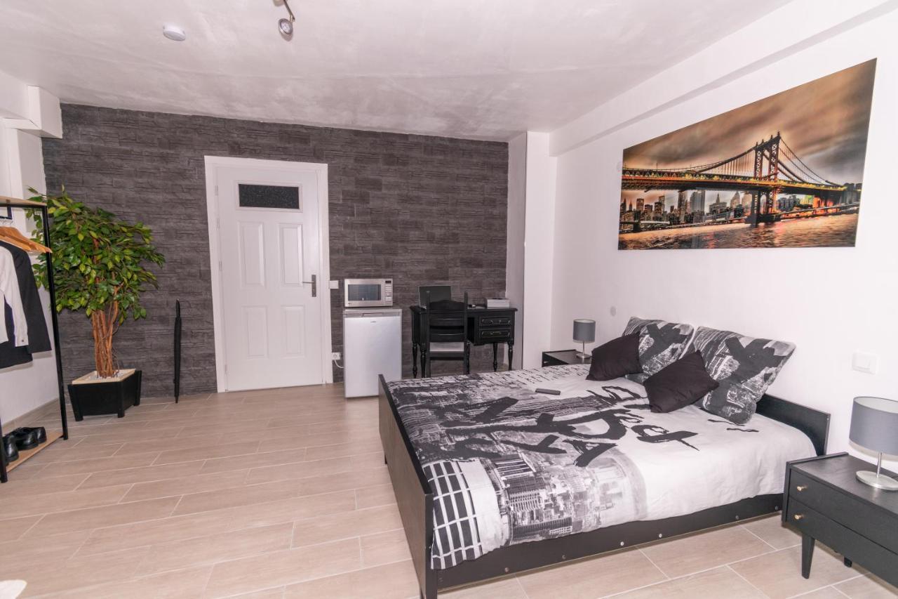 Private & Comfortable Apartments Puttelange-aux-Lacs エクステリア 写真
