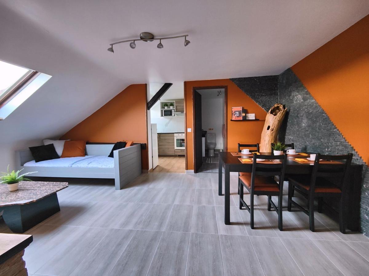Private & Comfortable Apartments Puttelange-aux-Lacs エクステリア 写真