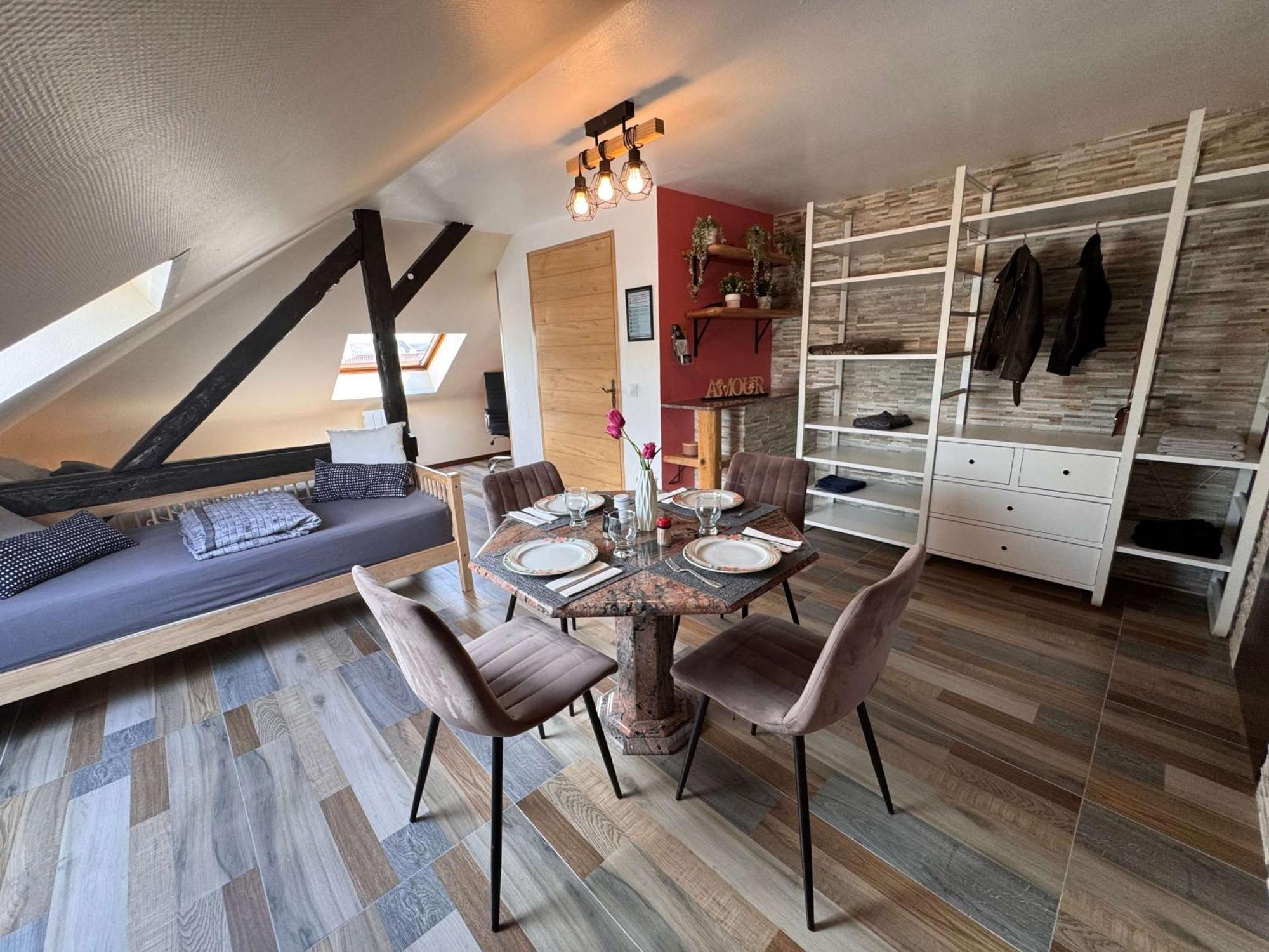 Private & Comfortable Apartments Puttelange-aux-Lacs エクステリア 写真