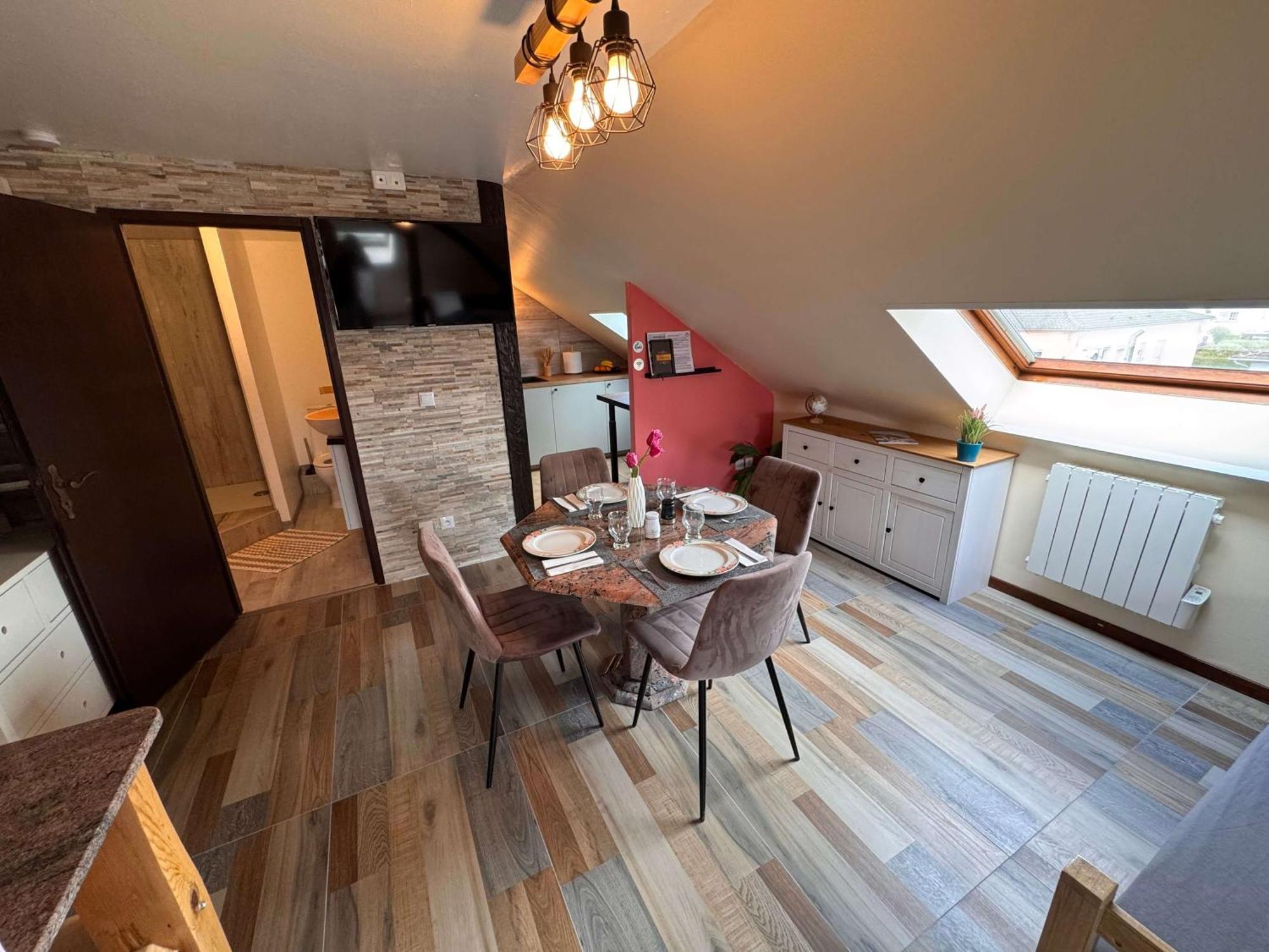 Private & Comfortable Apartments Puttelange-aux-Lacs エクステリア 写真