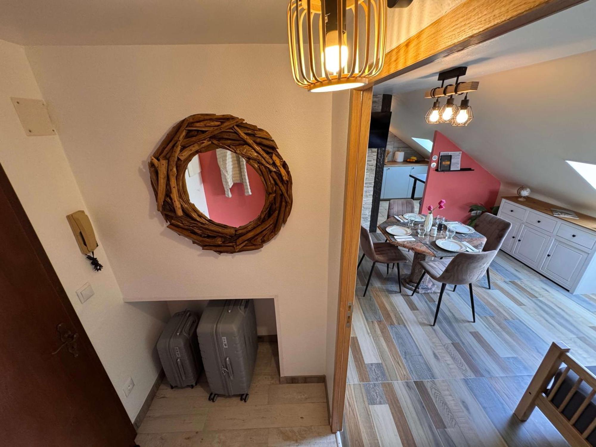 Private & Comfortable Apartments Puttelange-aux-Lacs エクステリア 写真